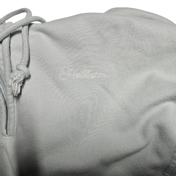 Hollister crop top hoodie size Small - Picture 3 of 5